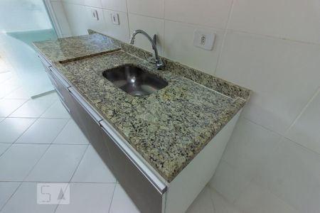 Apartamento para alugar com 60m², 3 quartos e 1 vagaDetalhe - Cozinha 