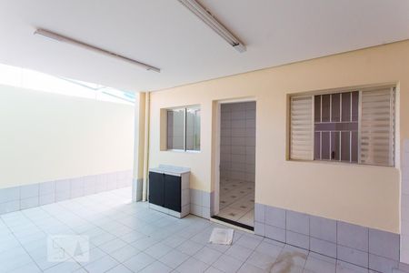 Casa para alugar com 165m², 3 quartos e 2 vagas Casa para alugar com 165m², 3 quartos e 2 vagasQuintal