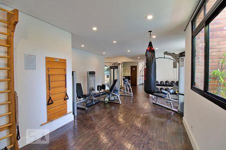 Apartamento à venda com 317m², 4 quartos e 5 vagasÁrea comum - Academia