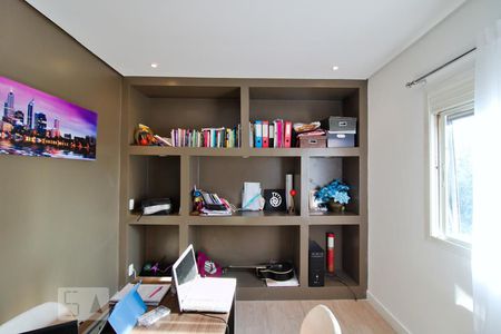 Apartamento à venda com 317m², 4 quartos e 5 vagasQuarto 4