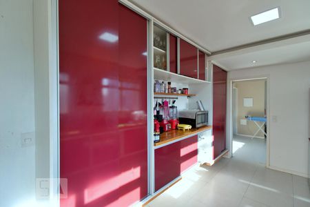 Apartamento à venda com 317m², 4 quartos e 5 vagasCozinha