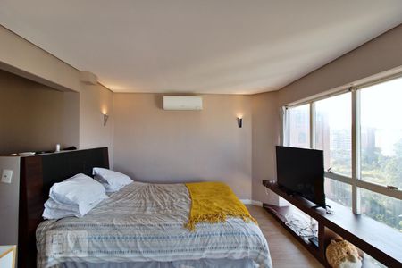 Apartamento à venda com 317m², 4 quartos e 5 vagasSuíte 1