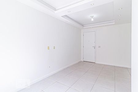 Sala de apartamento para alugar com 2 quartos, 51m² em Taquara, Rio de Janeiro