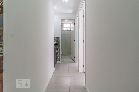 Corredor de apartamento para alugar com 2 quartos, 51m² em Taquara, Rio de Janeiro
