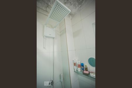 Apartamento à venda com 56m², 2 quartos e 1 vaga Apartamento à venda com 56m², 2 quartos e 1 vagaBanheiro - Chuveiro