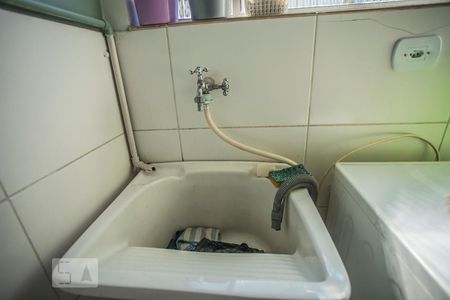 Apartamento à venda com 56m², 2 quartos e 1 vaga Apartamento à venda com 56m², 2 quartos e 1 vagaÁrea de Serviço - Torneira