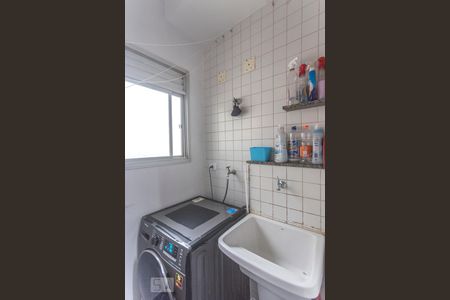 Apartamento para alugar com 70m², 3 quartos e 1 vagaÁrea de serviço