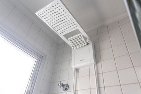 Apartamento para alugar com 70m², 3 quartos e 1 vagaChuveiro