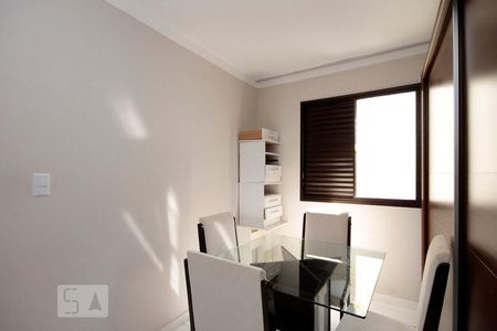 Apartamento à venda com 60m², 2 quartos e 1 vagaQuarto 2