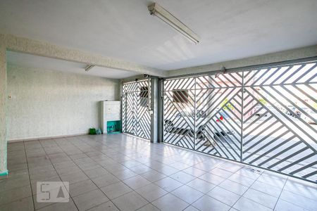 Casa para alugar com 209m², 3 quartos e 2 vagas Casa para alugar com 209m², 3 quartos e 2 vagasGaragem