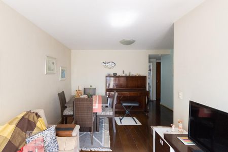 Apartamento à venda com 83m², 2 quartos e 1 vagaSala