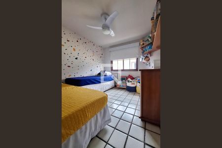 Quarto 1 de casa de condomínio para alugar com 3 quartos, 140m² em Camboinhas, Niterói