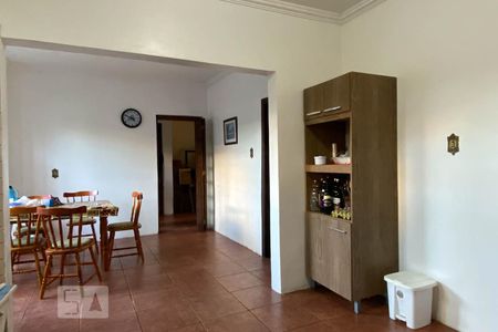 Casa à venda com 560m², 6 quartos e 5 vagasCozinha 2