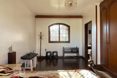 Casa à venda com 560m², 6 quartos e 5 vagasSuíte 1