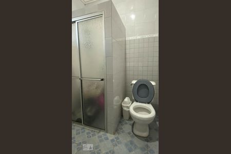 Casa à venda com 560m², 6 quartos e 5 vagasBanheiro 2