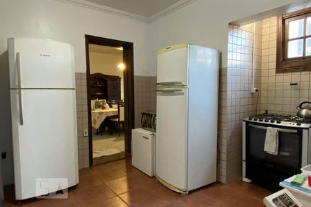 Casa à venda com 560m², 6 quartos e 5 vagasCozinha 2