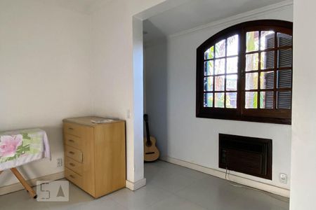 Casa à venda com 560m², 6 quartos e 5 vagasQuarto 2
