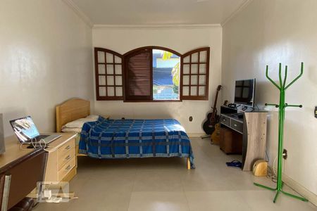 Casa à venda com 560m², 6 quartos e 5 vagasQuarto 3