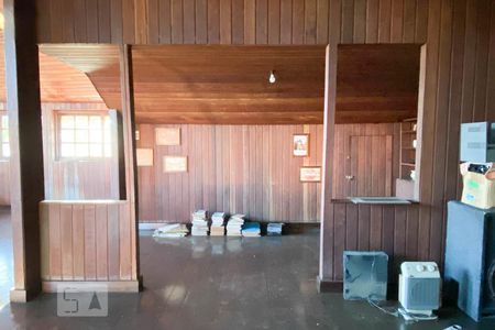 Casa à venda com 560m², 6 quartos e 5 vagasSalão de Festas/Sótão