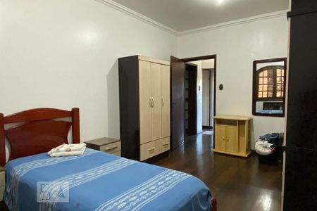 Casa à venda com 560m², 6 quartos e 5 vagasQuarto 1