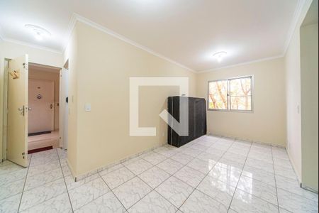 Sala de apartamento para alugar com 2 quartos, 50m² em Cidade São Jorge, Santo André