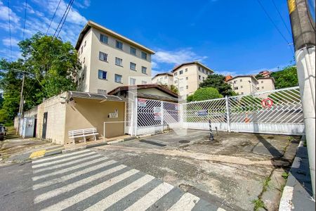 Apartamento para alugar com 50m², 2 quartos e 1 vagaFachada e portaria
