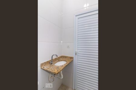 Banheiro de apartamento para alugar com 1 quarto, 37m² em Vila Maria Alta, São Paulo