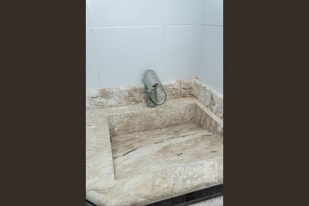 Apartamento à venda com 65m², 2 quartos e 1 vagaDetalhe banheiro suite