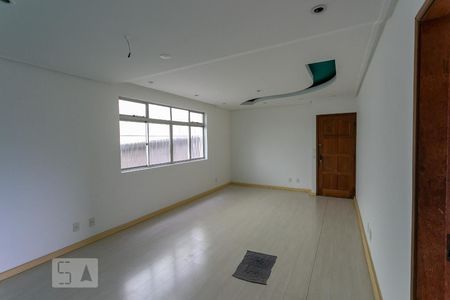 Sala de apartamento à venda com 3 quartos, 110m² em Concórdia, Belo Horizonte