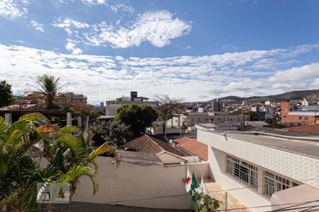 Casa à venda com 400m², 5 quartos e 2 vagasVista da suíte 2