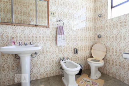 Casa à venda com 400m², 5 quartos e 2 vagasBanheiro social 2