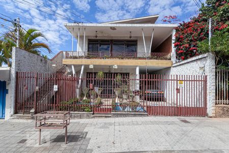 Casa à venda com 400m², 5 quartos e 2 vagasFachada da casa 