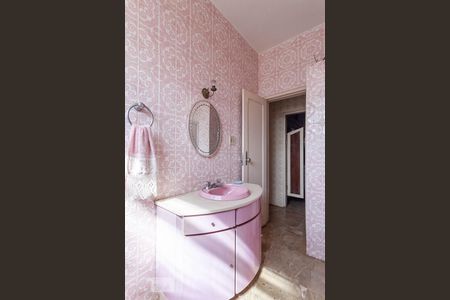 Casa à venda com 400m², 5 quartos e 2 vagasBanheiro social 1