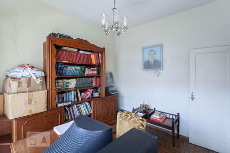 Casa à venda com 400m², 5 quartos e 2 vagasQuarto 2