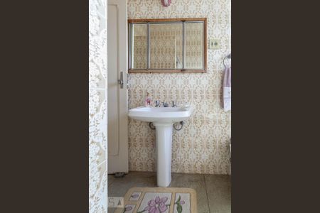 Casa à venda com 400m², 5 quartos e 2 vagasBanheiro social 2