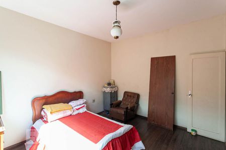 Casa à venda com 400m², 5 quartos e 2 vagasSuíte 1