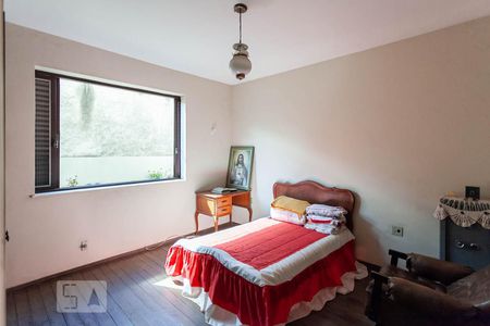 Casa à venda com 400m², 5 quartos e 2 vagasSuíte 1