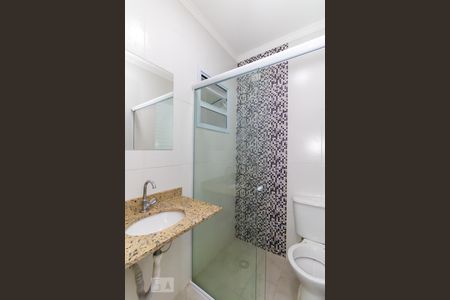 Banheiro de apartamento para alugar com 1 quarto, 37m² em Vila Maria Alta, São Paulo