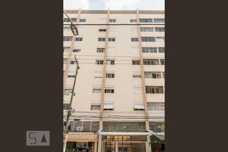 Apartamento para alugar com 69m², 2 quartos e sem vaga Apartamento para alugar com 69m², 2 quartos e sem vagaFachada