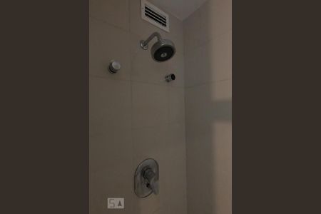 Apartamento à venda com 85m², 1 quarto e 2 vagasBanheiro da Suíte