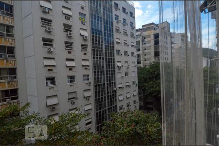 Vista da Sala de apartamento para alugar com 3 quartos, 130m² em Copacabana, Rio de Janeiro