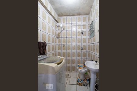 Apartamento para alugar com 39m², 2 quartos e sem vaga Apartamento para alugar com 39m², 2 quartos e sem vagaBanheiro