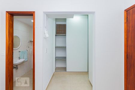 Apartamento para alugar com 126m², 3 quartos e 2 vagas Apartamento para alugar com 126m², 3 quartos e 2 vagasLAVANDERIA