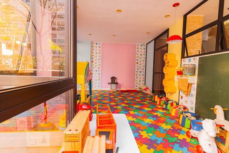 Apartamento para alugar com 126m², 3 quartos e 2 vagas Apartamento para alugar com 126m², 3 quartos e 2 vagasBRINQUEDOTECA