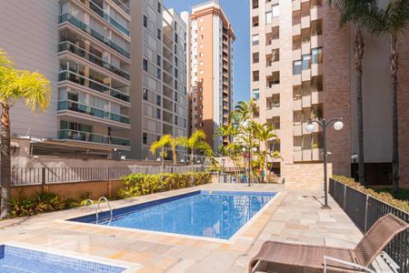 Apartamento para alugar com 126m², 3 quartos e 2 vagas Apartamento para alugar com 126m², 3 quartos e 2 vagasPISCINA