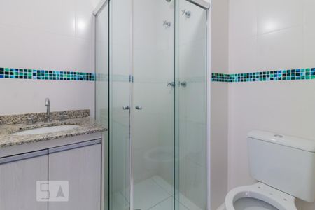 Banheiro de apartamento para alugar com 2 quartos, 68m² em Jardim Flor da Montanha, Guarulhos