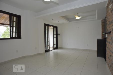 Sala de casa para alugar com 3 quartos, 120m² em Freguesia , Rio de Janeiro