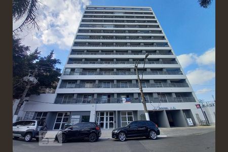 Studio para alugar com 25m², 1 quarto e sem vaga Studio para alugar com 25m², 1 quarto e sem vagaFachada