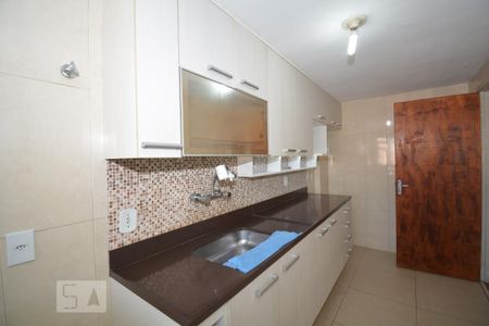 Apartamento à venda com 80m², 2 quartos e 1 vagaCozinha e Área de Serviço