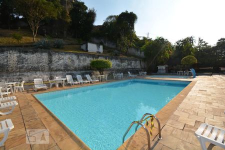 Apartamento à venda com 80m², 2 quartos e 1 vagaÁrea comum - Piscina
